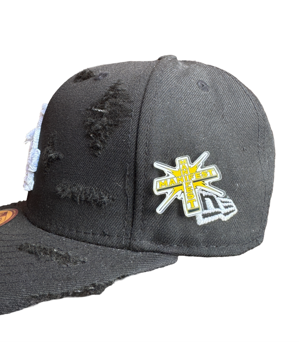 MNFST CROSS PIN BADGE